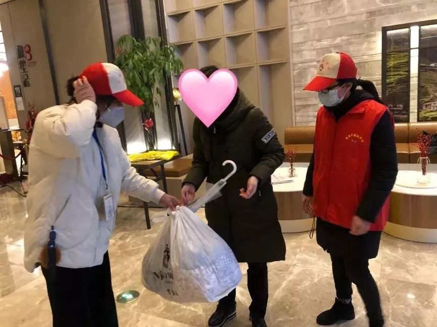 包含浙江稠州今夜调整名单；志在法国杯名次提升；气氛紧张；医务组通报恢复的词条开云