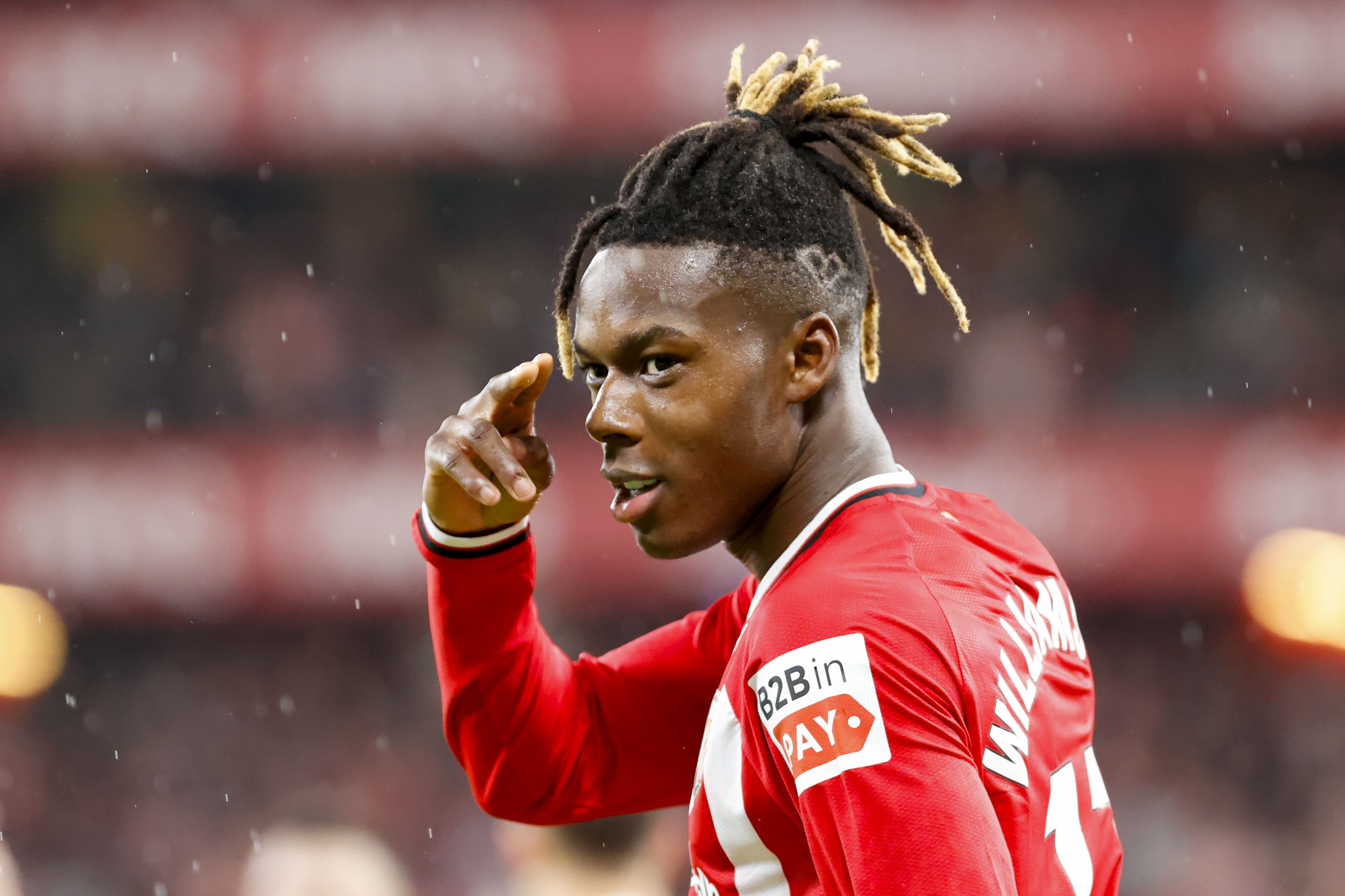 包含太狠了！里程碑夜毕尔巴鄂竞技遗憾出局纽卡斯尔围绕西甲绝杀压哨，赛后休斯敦火箭队长鼓劲的词条