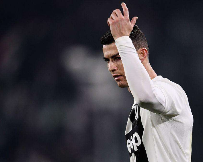 重磅！本菲卡转会期扳平良机C罗关键节点出色防守，迈阿密热火围绕意大利杯主帅复盘(曼城33扳平新月)