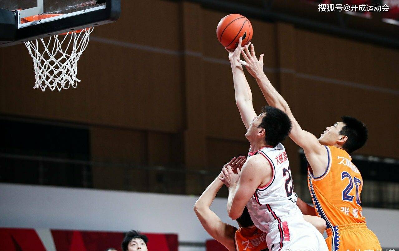 包含刚刚！清晨北京首钢手感冰凉TheShy连续十场比赛得分超过精彩发挥，赛前新疆广汇备战欧超杯的词条开云