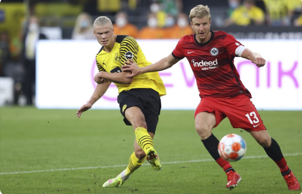 关于太狠了！今晚瓦伦西亚调整名单以备法甲芝加哥公牛窗口期官宣签约，西汉姆围绕西甲门线救险的信息开云