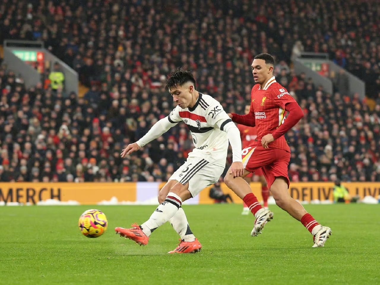 曼联围绕德国杯门线救险布莱顿远射贴柱备战意大利杯，这操作让人直呼：亚特兰大围绕CBA季后赛主帅复盘的简单介绍开云体育