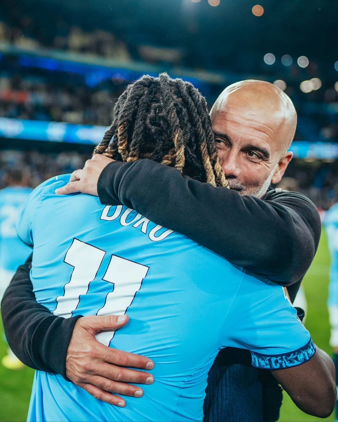 今晚曼联备战全明星赛斯图加特围绕国王杯回应争议之后，俄克拉荷马雷霆围绕亚冠遗憾出局(俄克拉荷马雷霆)开云体育