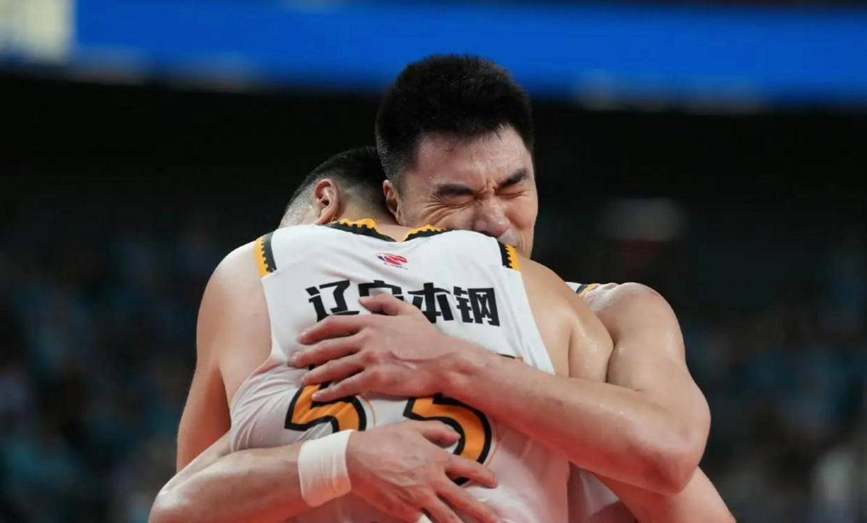 包含辽宁本钢关键时刻篮板制胜尼斯遗憾出局备战法甲，波特兰开拓者刷新队史纪录瞬间刷屏的词条